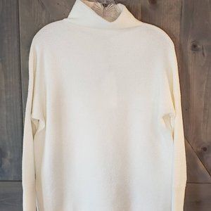 NWT Chelsea & Theodore Boxy Oversized Sweater - XS (Snow Globe)